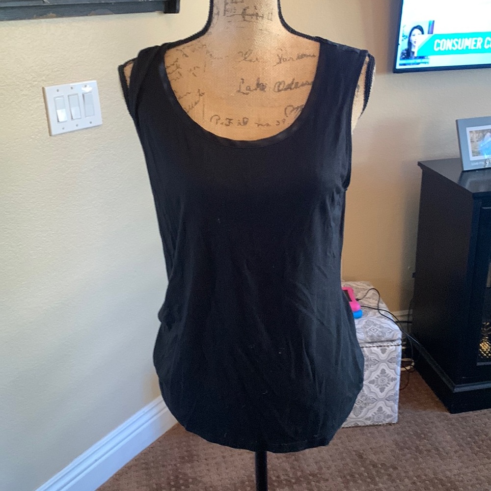Black Tank